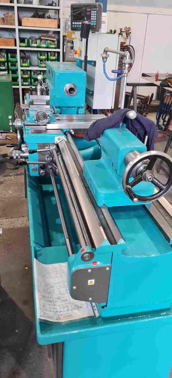 Soustruh SV 18 RA/1000 po GO v r. 2025 - foto 3