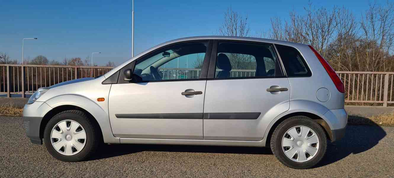 FORD FIESTA 1.4i 59kW KLIMA AUTOMAT - foto 10