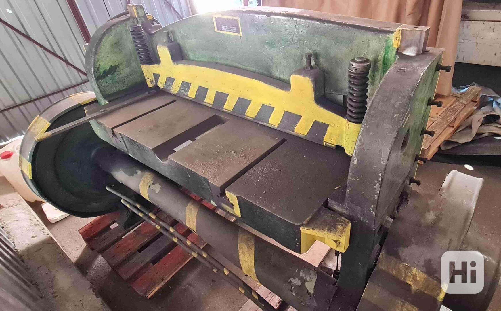 Použité tabulové nůžky NT 100/4, r. v. 1959 - foto 1