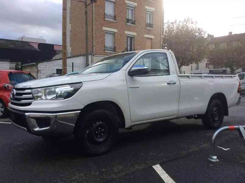 used Toyota Hilux 2022 Suv 4x4 white Single Cab - foto 1