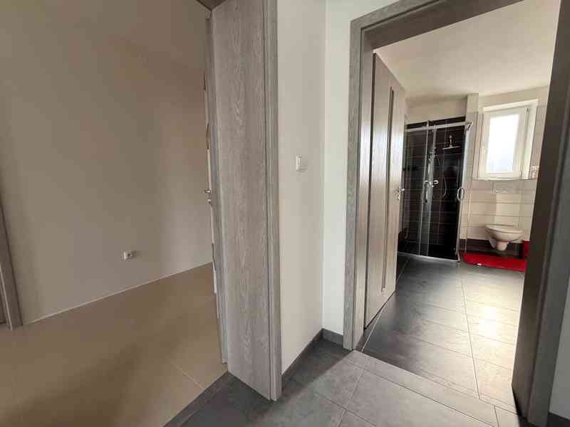 NABÍDKA PRONÁJMU LUXUSNÍHO, PROSTORNÉHO BYTU 2+KK V RAJHRADĚ - foto 12