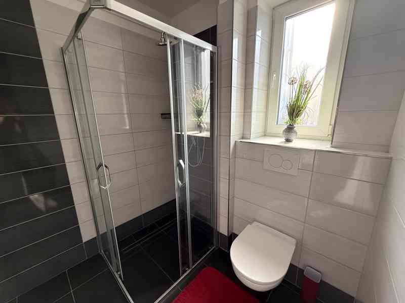 NABÍDKA PRONÁJMU LUXUSNÍHO, PROSTORNÉHO BYTU 2+KK V RAJHRADĚ - foto 14