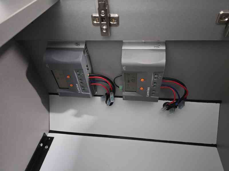 Mercedes Benz 519 CDI DK speciál 4x4 částečně pancéřovaný - foto 26