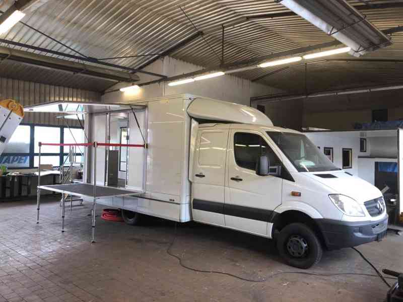 Mercedes Benz 519 CDI DK speciál 4x4 částečně pancéřovaný - foto 6