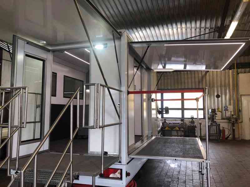 Mercedes Benz 519 CDI DK speciál 4x4 částečně pancéřovaný - foto 9