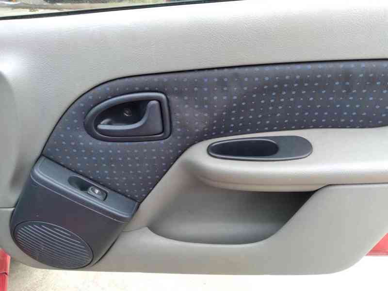 RENAULT THALIA 1.4 16V KLIMA,ČR,72kW - foto 26