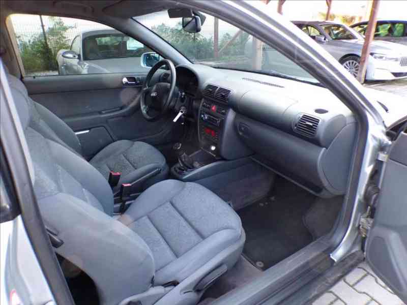 Audi A3 1,6 i-NOVÁ STK V CENĚ VOZU - foto 12