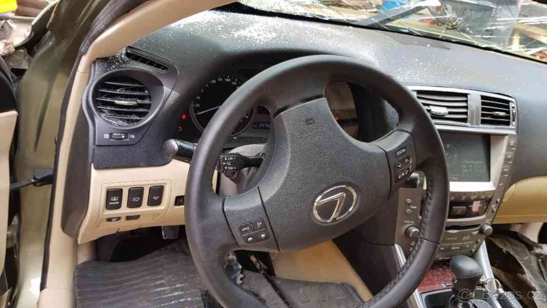 Lexus IS 220d	 - foto 6