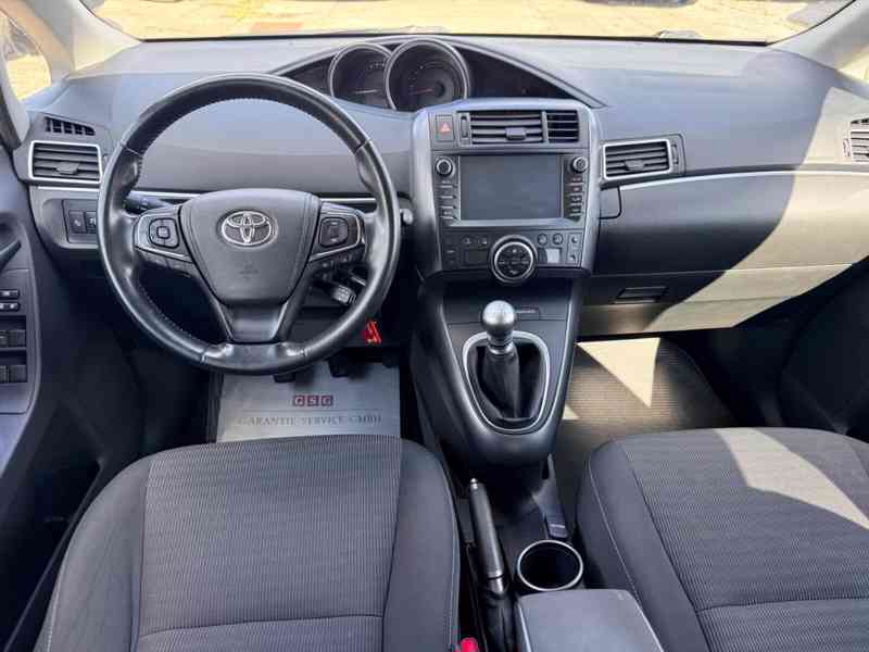 Toyota Verso 1,8i Life 7míst benzín 108kw - foto 15