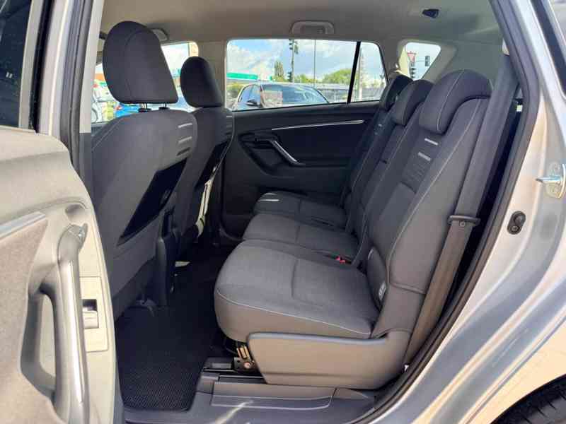 Toyota Verso 1,8i Life 7míst benzín 108kw - foto 21