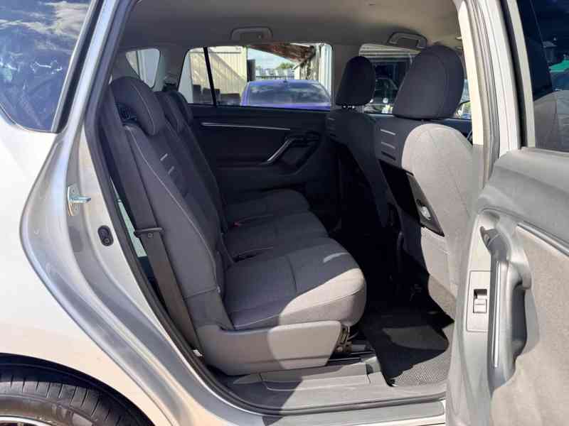 Toyota Verso 1,8i Life 7míst benzín 108kw - foto 3