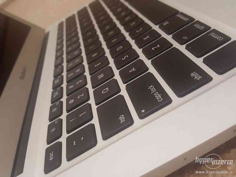 Apple MacBook Air 13" 2014, 4GB, HasWell, 256 GB - foto 3