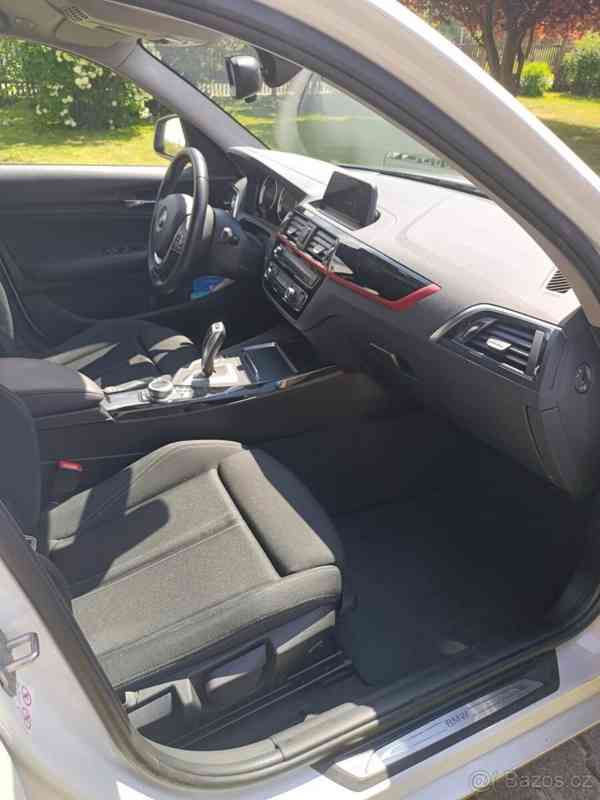 BMW Řada 1 1,8   LINE - Automat - 2018 - foto 13