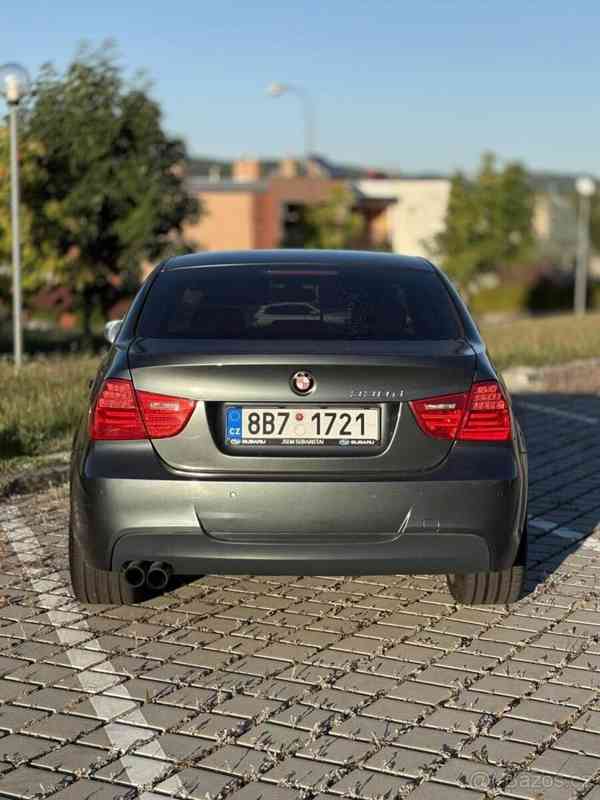 BMW Řada 3 3,0   e90 330d 180kW 2010 - foto 5