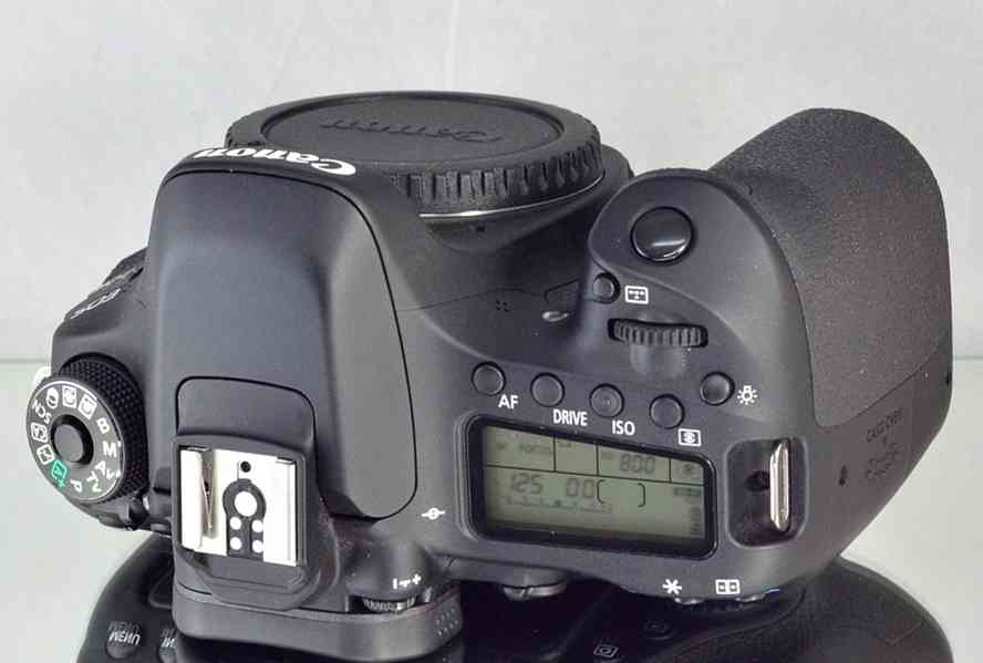 Canon EOS 80D 24,2 MPix*Full HDV*WIFI/NFC* 700 Exp - foto 4