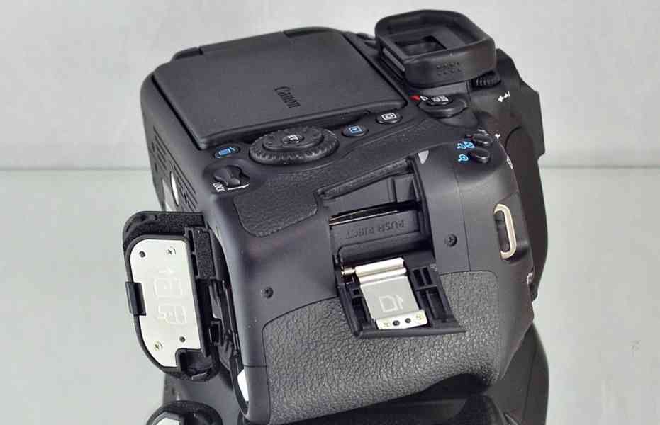 Canon EOS 80D 24,2 MPix*Full HDV*WIFI/NFC* 700 Exp - foto 5