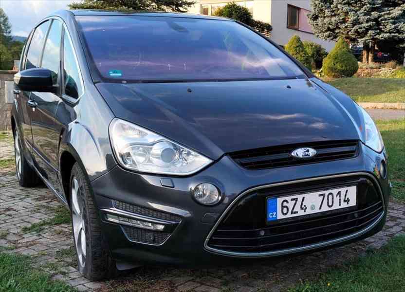 Ford S-MAX 2,2 TDCI Titanium 2010, 7 míst - foto 14