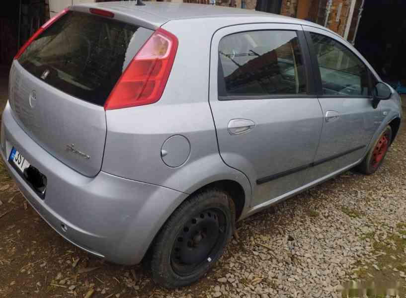 Fiat Grande Punto 1.4 -16ventil -70kW , 6 kvalt - prodám ND - foto 3