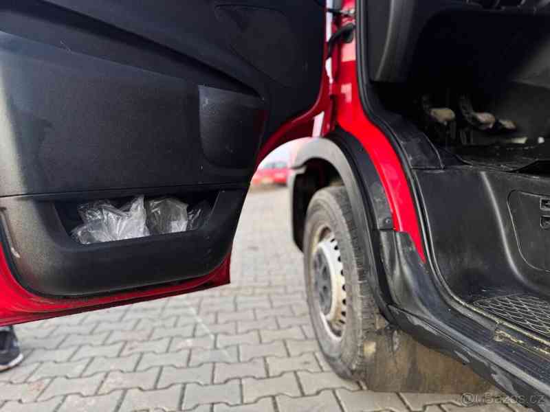 Iveco Daily 2,3   35S11 - SKLÁP?C 3 STRANY - foto 5