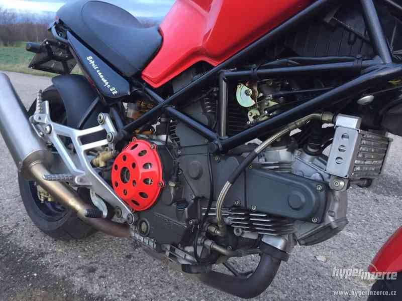 Ducati Monster 900ie - foto 8