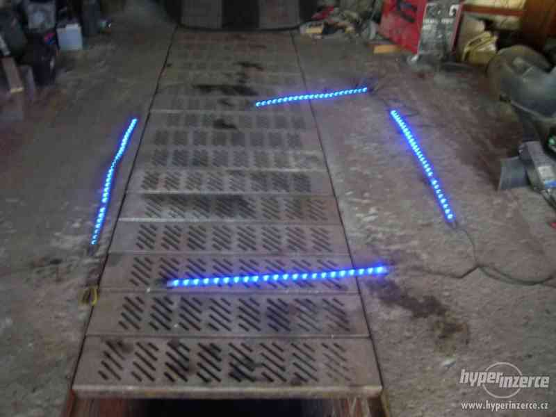 LED Neony pod auto - foto 1