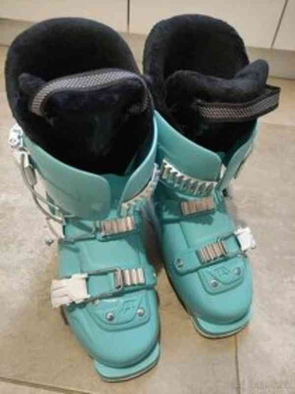 Prodám dětské lyžařské boty - foto 2
