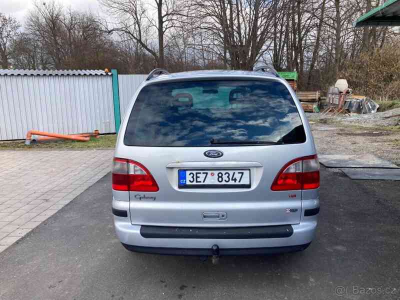 Ford Galaxy - foto 5