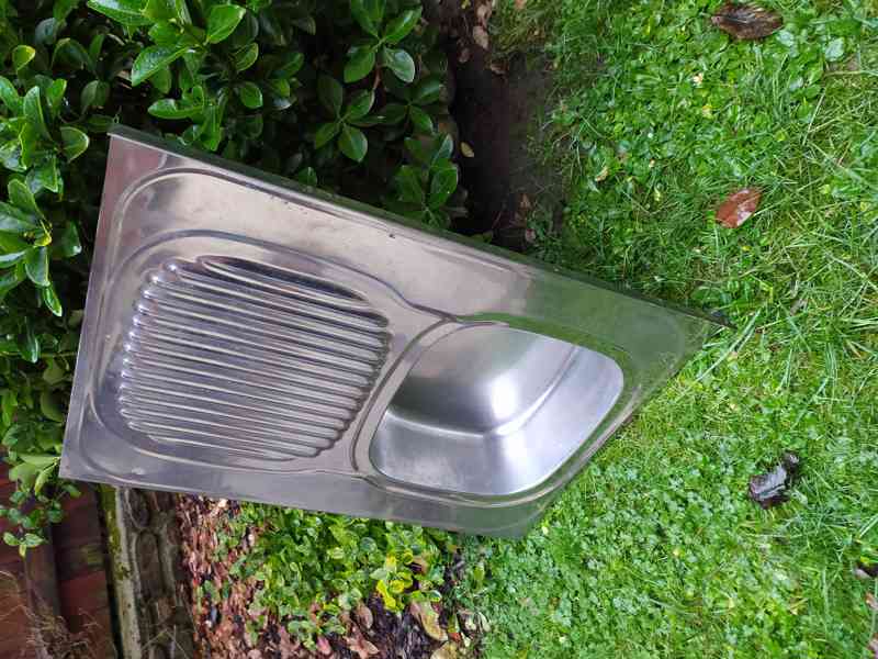 Nerezový dřez - foto 2