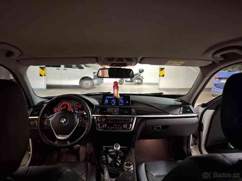 BMW Řada 3 2,0   320 d - foto 3