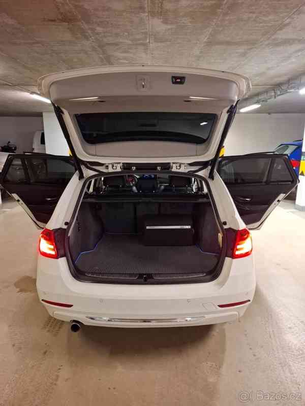 BMW Řada 3 2,0   320 d - foto 10