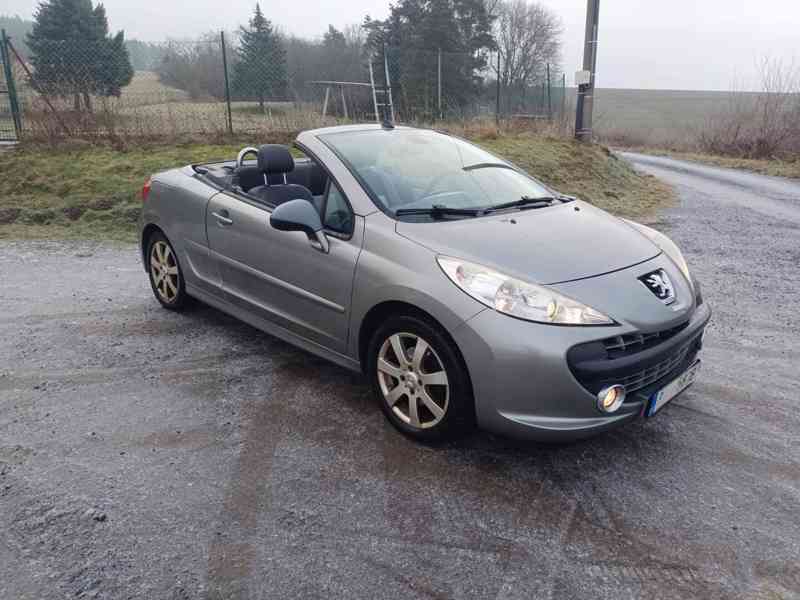 Peugeot 207 CC cabrio 1.6 88Kw RV.2008 TAŽNÉ - NOVÁ STK - foto 8