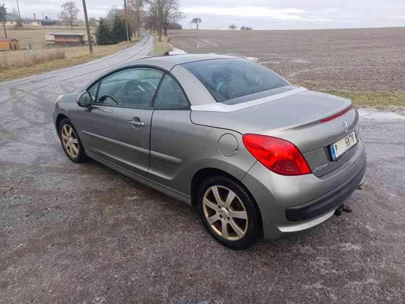 Peugeot 207 CC cabrio 1.6 88Kw RV.2008 TAŽNÉ - NOVÁ STK - foto 3