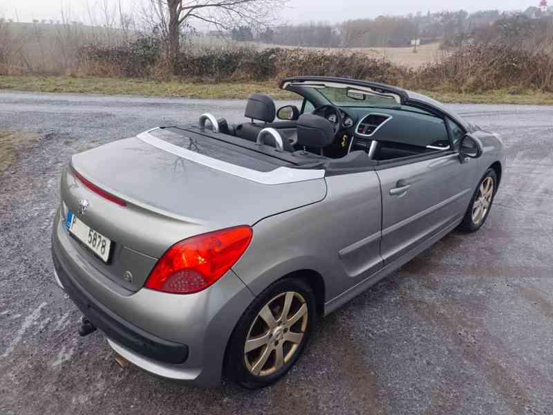 Peugeot 207 CC cabrio 1.6 88Kw RV.2008 TAŽNÉ - NOVÁ STK - foto 6