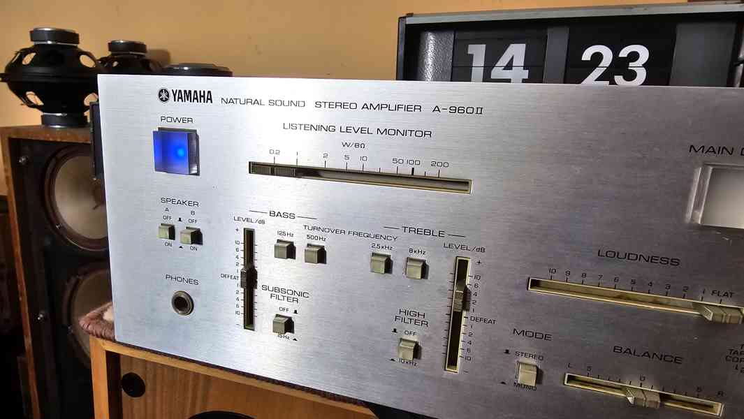 YAMAHA A-960 II stereo HiFi zesilovač Japonsko 1982 - foto 2