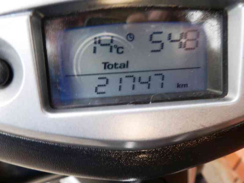 Yamaha x City 250 (2013) - foto 13