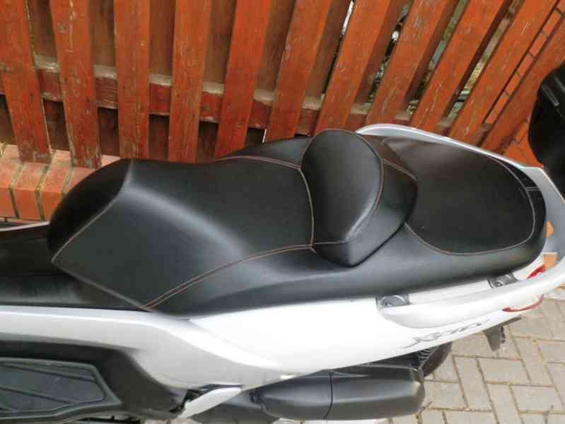 Yamaha x City 250 (2013) - foto 11