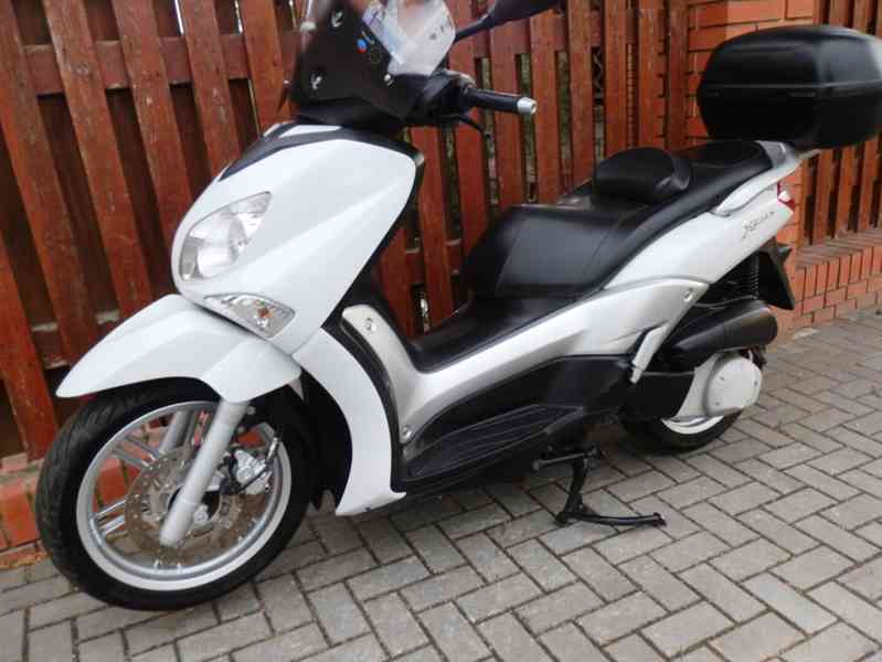 Yamaha x City 250 (2013) - foto 2