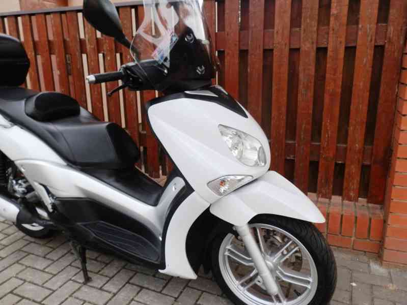 Yamaha x City 250 (2013) - foto 18