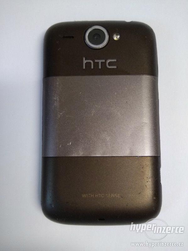 HTC Wildfire zlatý - foto 5