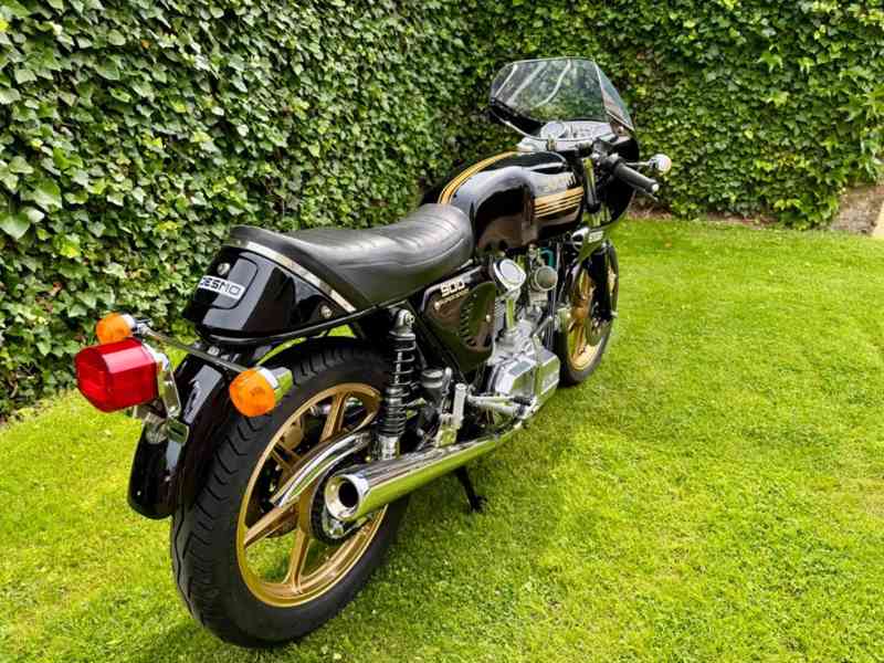 Ducati 900 SS - foto 3