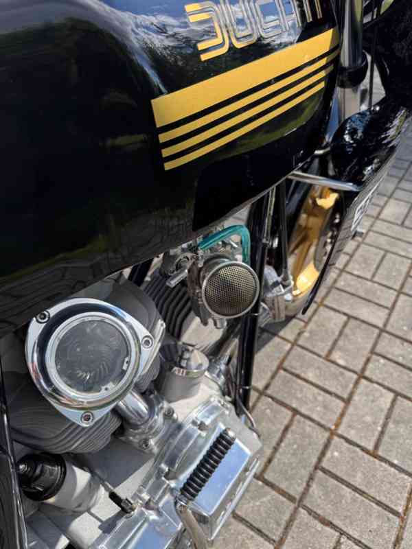 Ducati 900 SS - foto 11