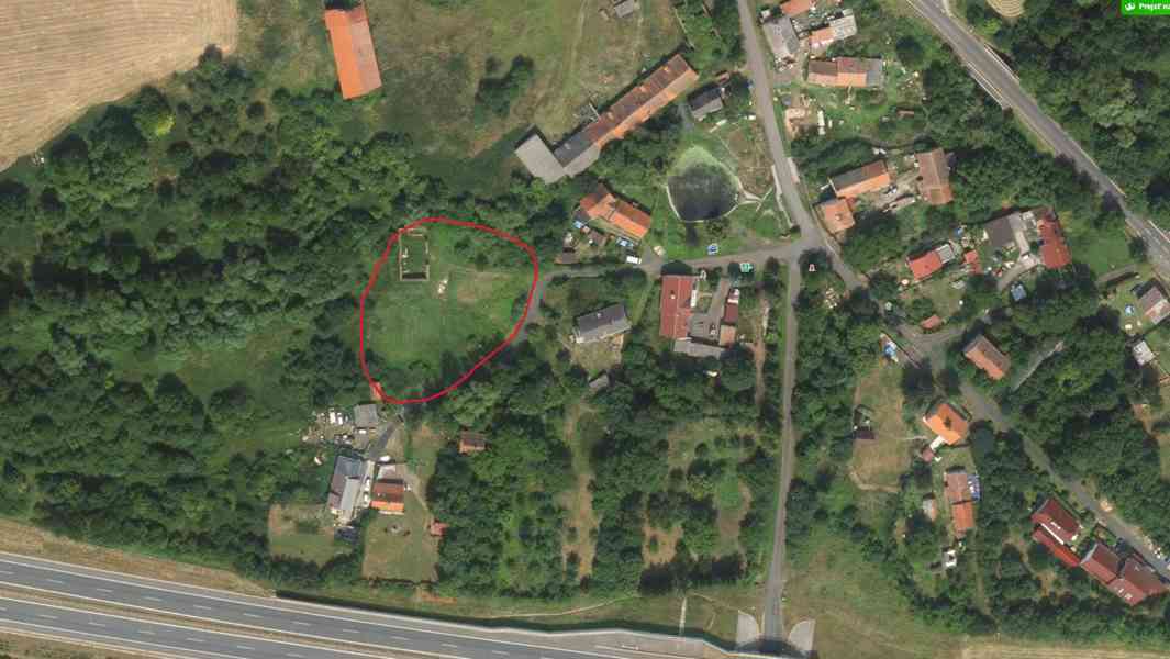 Investiční stavební pozemek – možnost 6 parcel