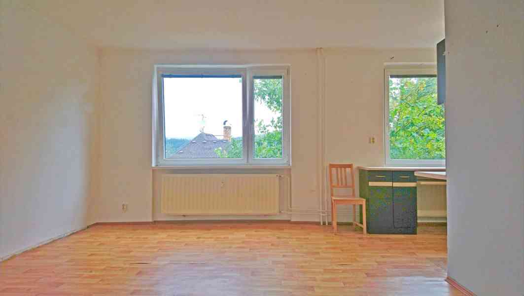 Pronájem 2+kk, 50m2 (s balk.) (Jablonec n.N., ul. Vlaštovčí) - foto 2