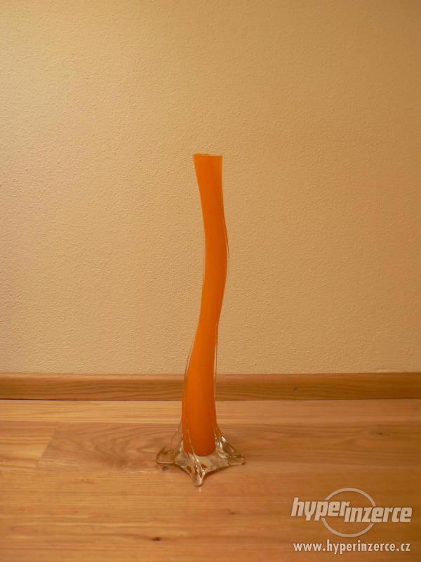 Váza z oranžového skla - foto 1