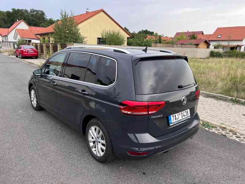 Volkswagen Touran 1,5   TSI Highline DSG, původ ČR - foto 18