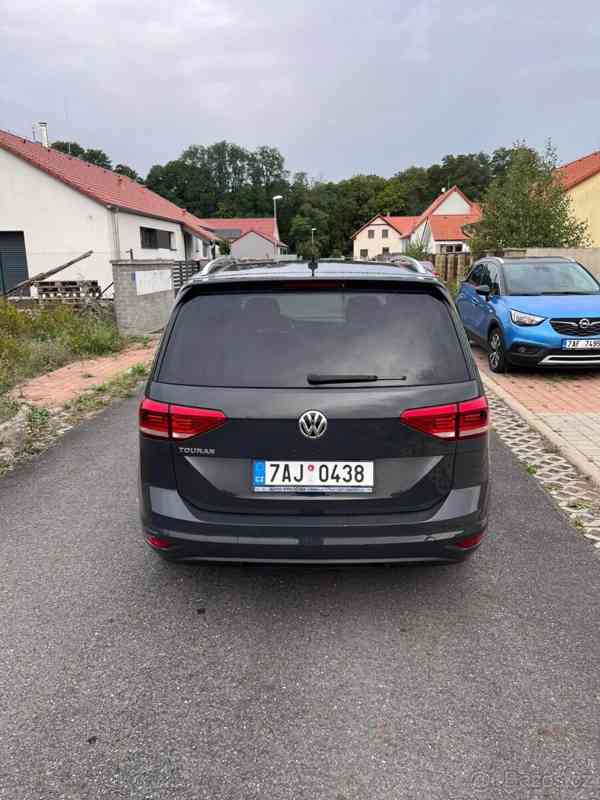Volkswagen Touran 1,5   TSI Highline DSG, původ ČR - foto 4