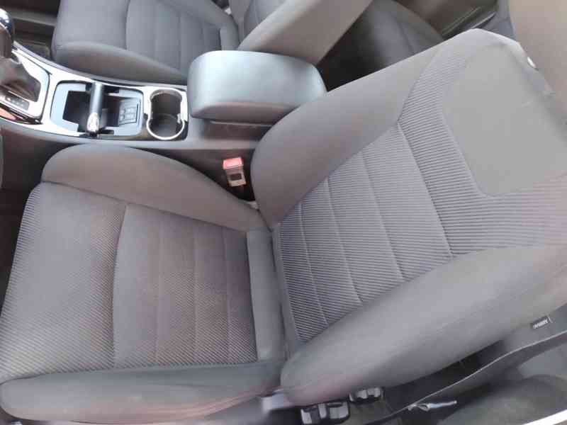 FORD S MAX 2.0 TDCI TITANIUM AUTOMAT SERVISKA - foto 11