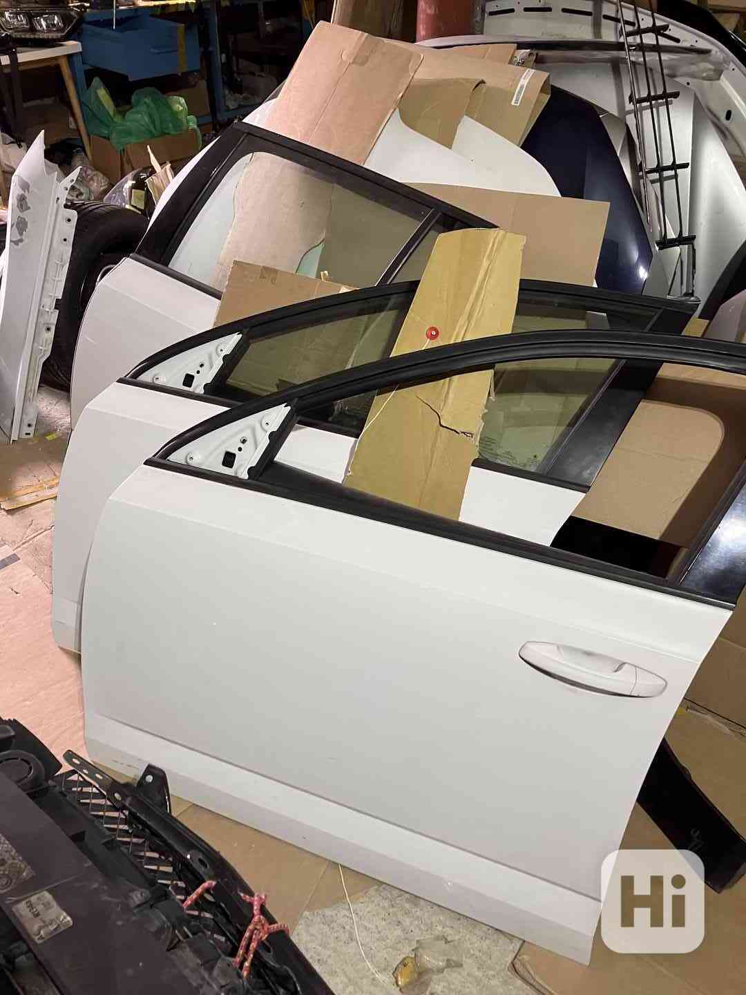predni leve levy dvere skoda octavia iii 3 bile - foto 1