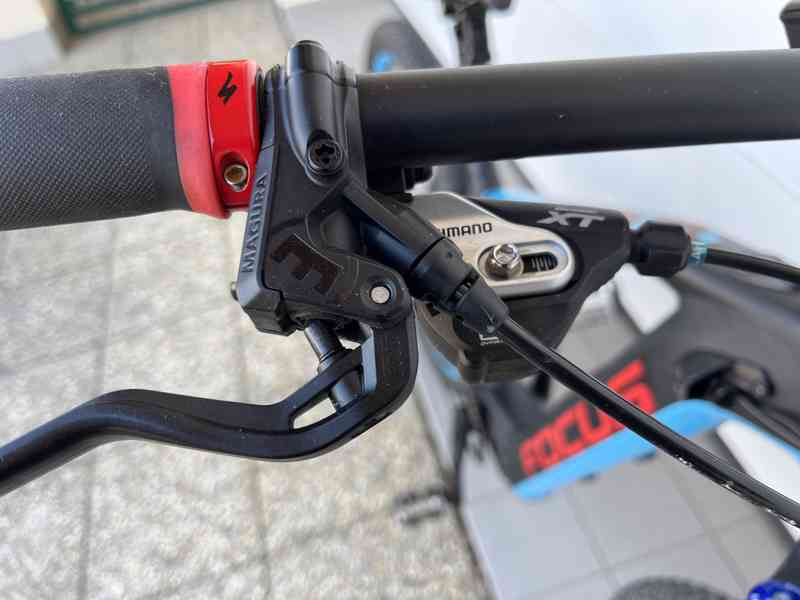 Elektrokolo Focus BOLD 2 29“ LTD vel. M, 2764 km - foto 4