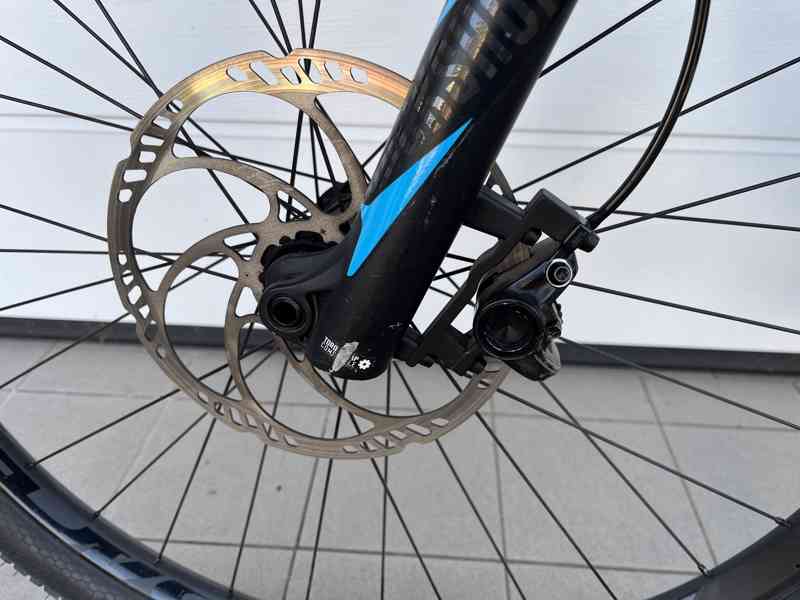 Elektrokolo Focus BOLD 2 29“ LTD vel. M, 2764 km - foto 13